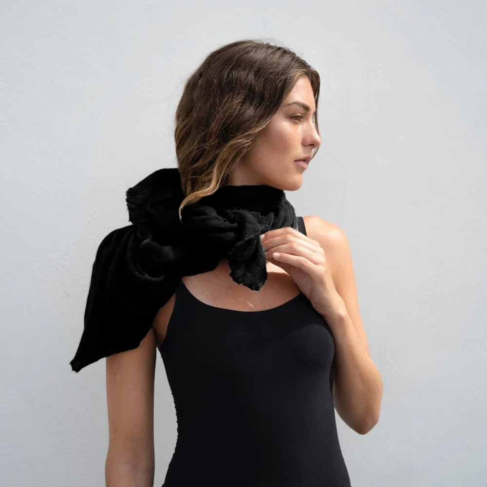 Cortina Luxury Scarf - Black