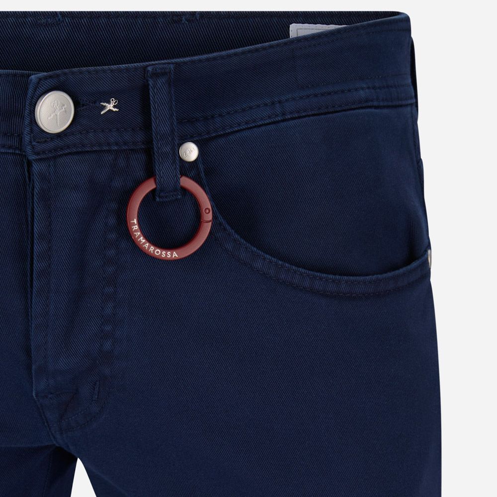 Leonardo Button Bull - Blue