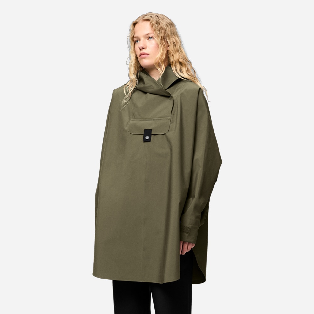 Bergen Poncho - Grape Leaf