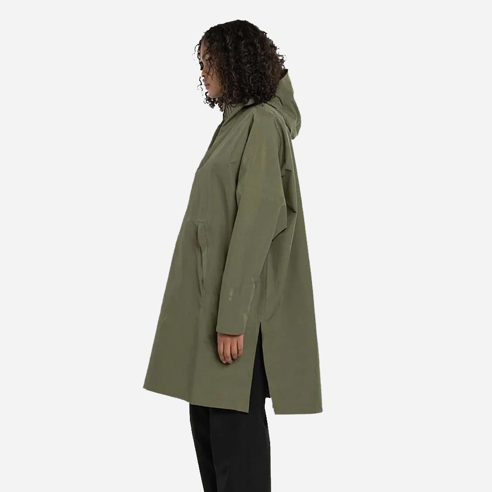 Aalesund Poncho - Grape Leaf
