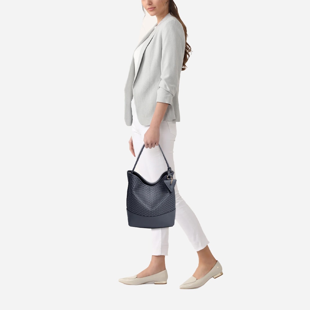 Bucket Bag Medium - Navy-Blue
