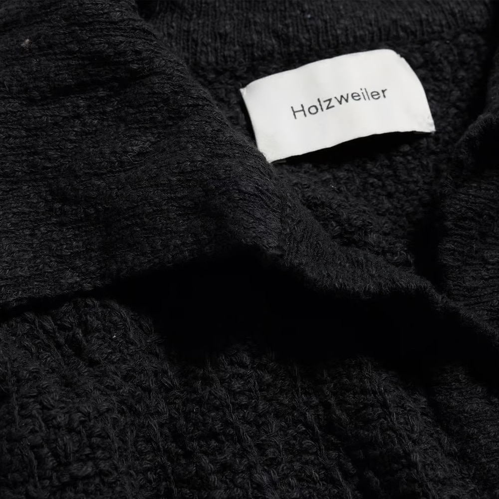 Outcast Pique - Black
