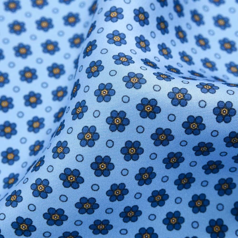 Hankys Silk - Light Blue Flower