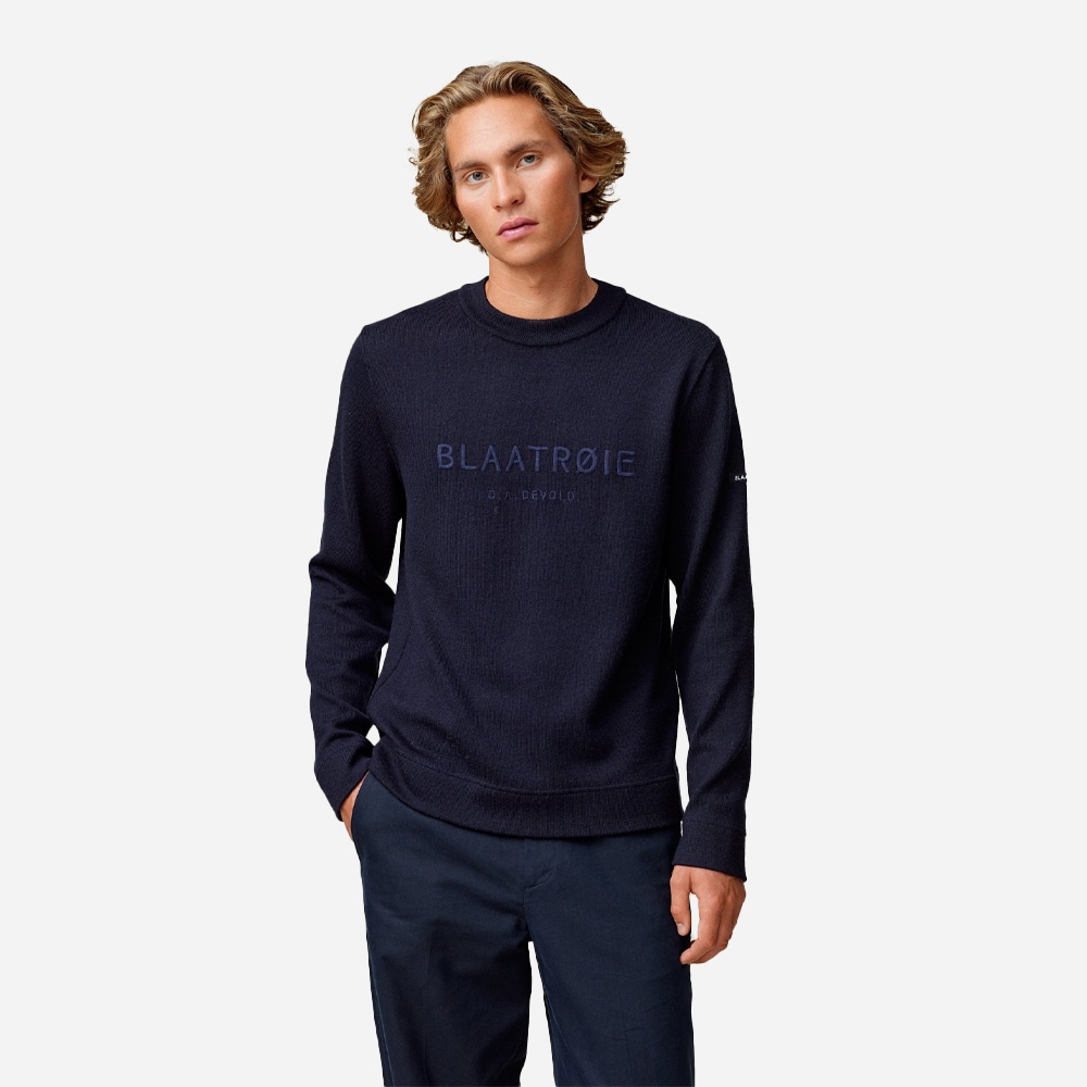 Blaatrøie No 1 Embrodery - Dark Navy