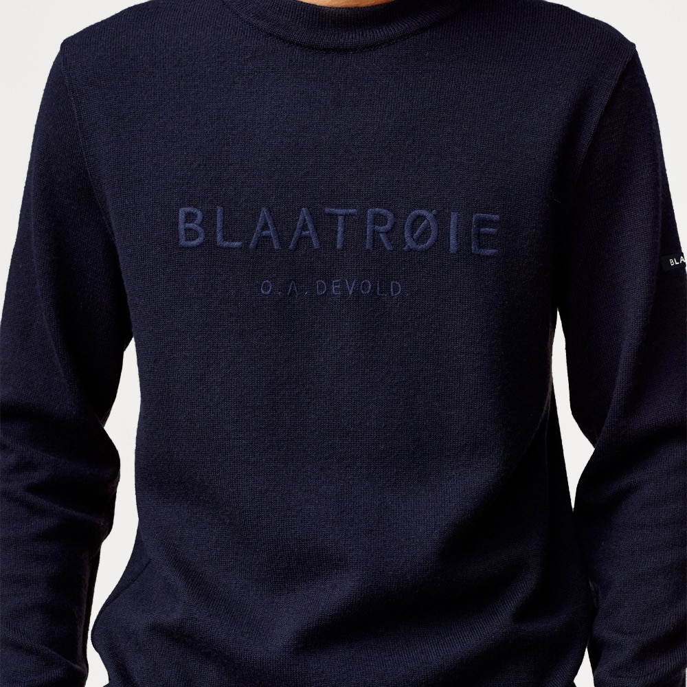 Blaatrøie No 1 Embrodery - Dark Navy