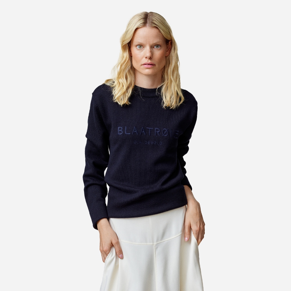 Blaatrøie No 1 Embrodery - Dark Navy