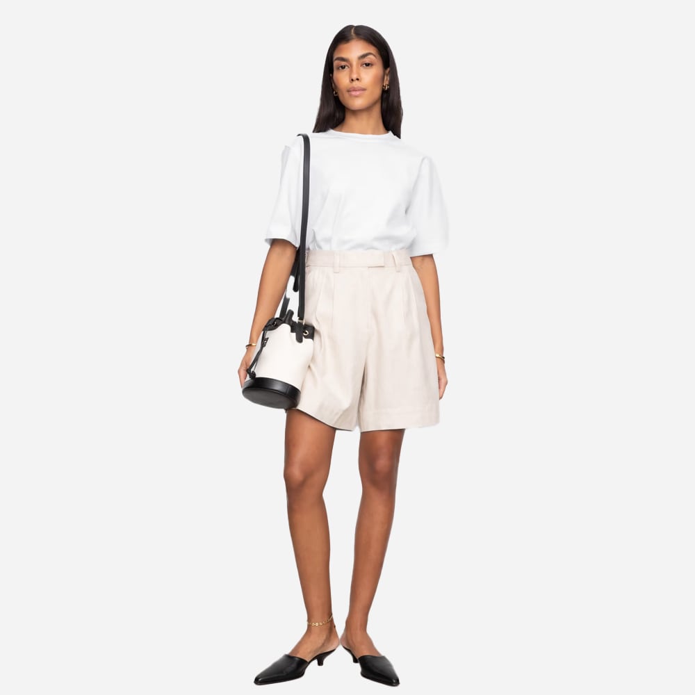 Daria Shorts - Light Sand
