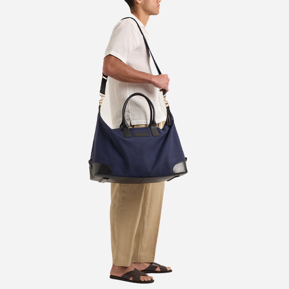 The Weekend Away Bag - Navy