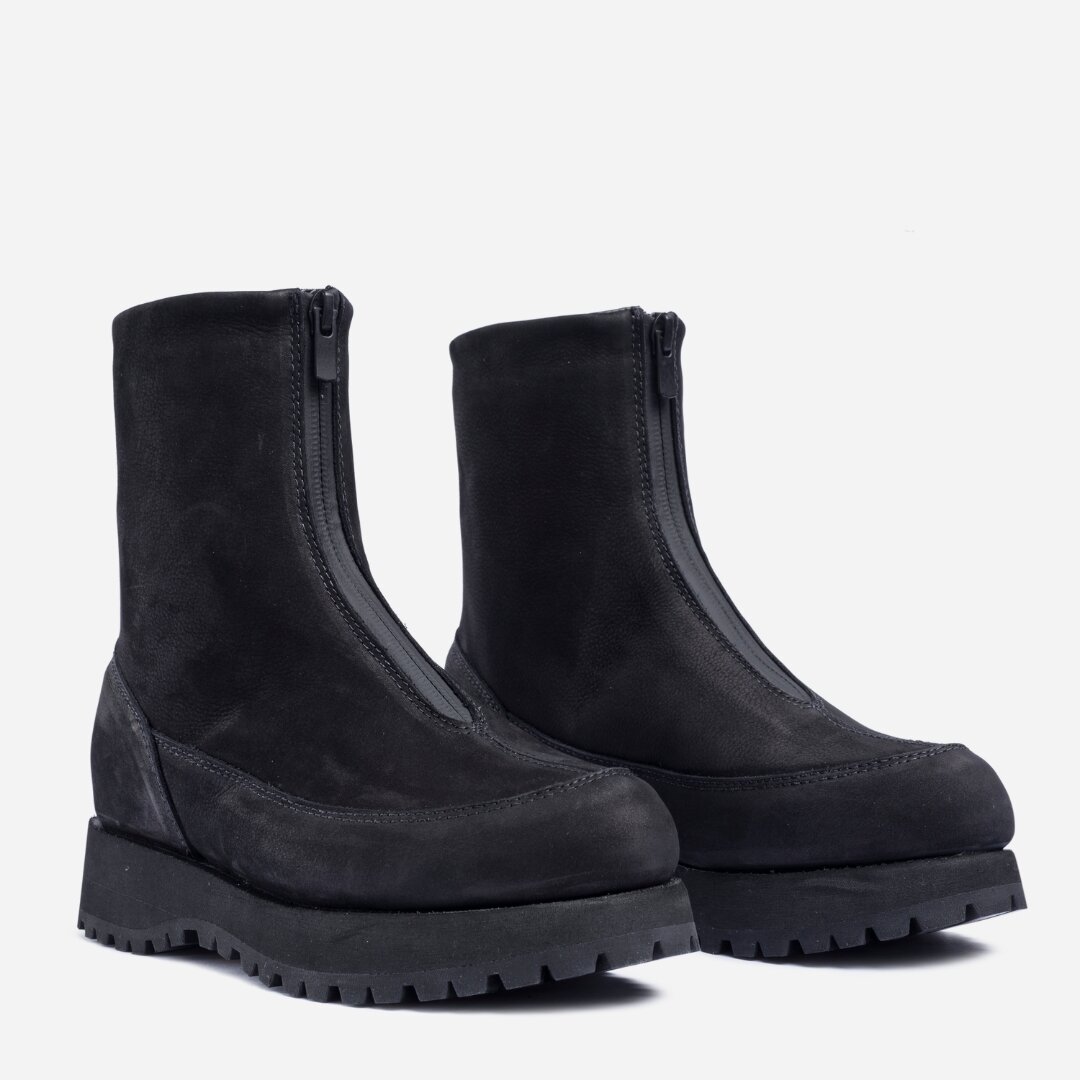 Este - Black Nubuck