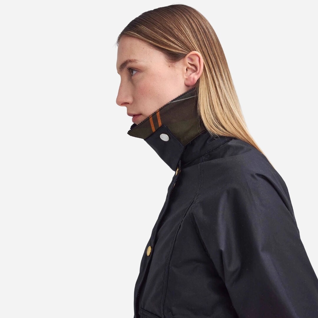 Cropped Beadnell Waxed Jacket - Black
