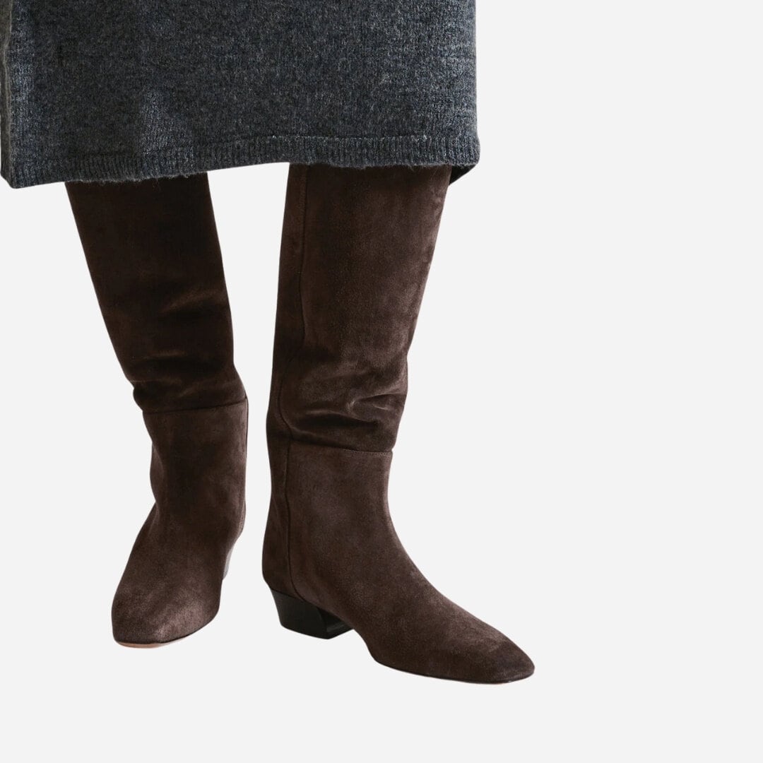 Erve - Walnut Suede