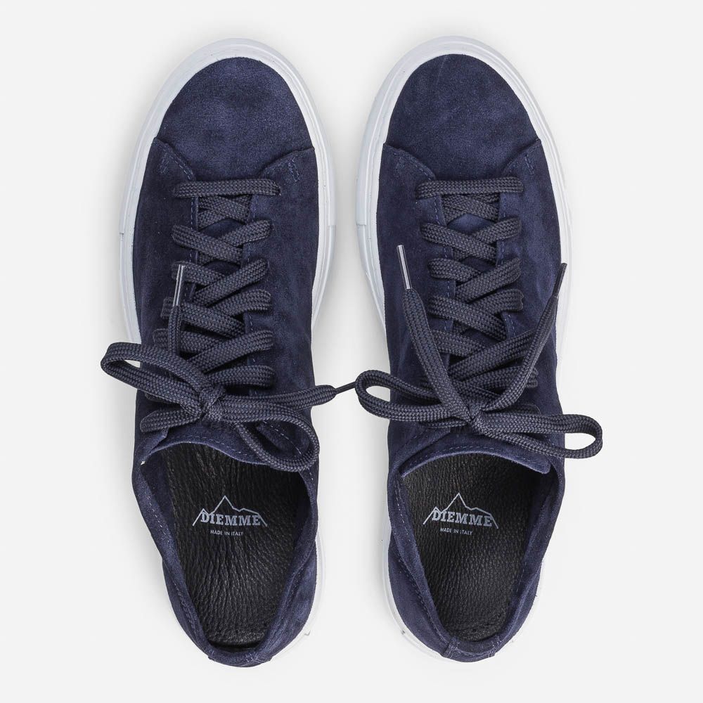 Loria Low Navy Suede