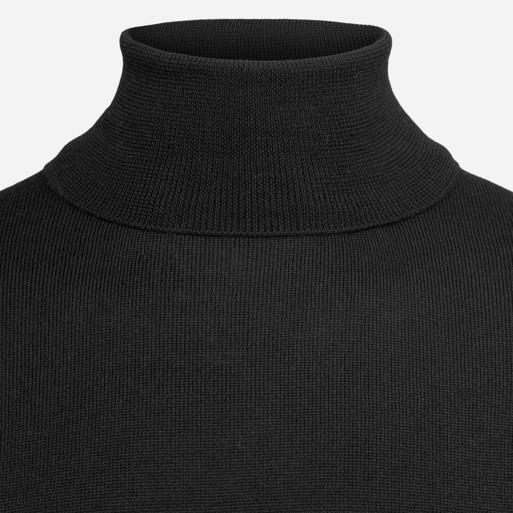 Turtle Neck Black