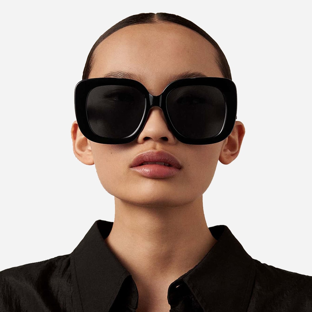 Model 10 Black