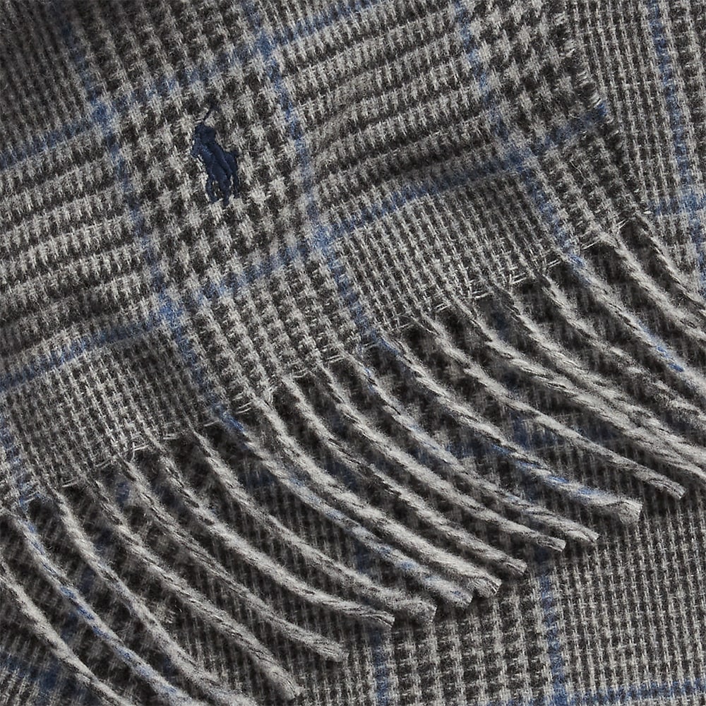 Reversible-Scarf Grey Plaid