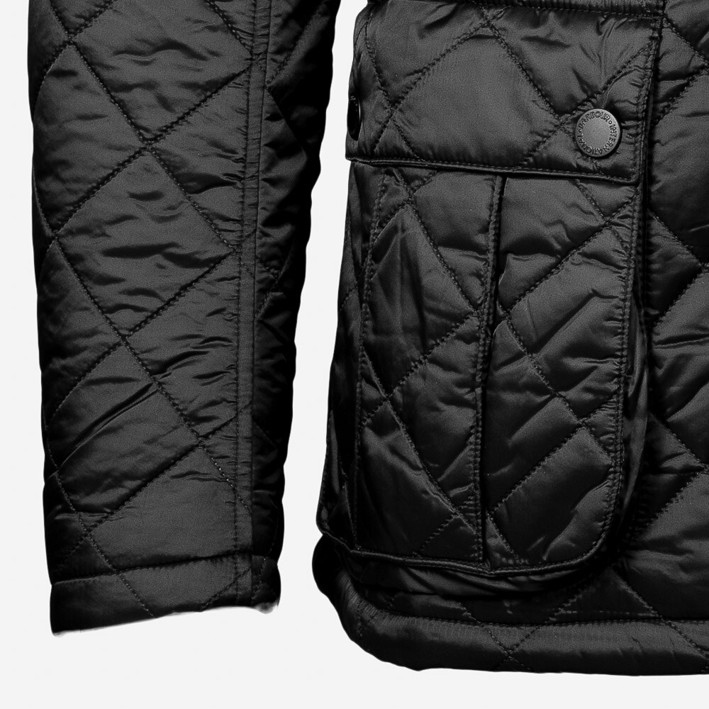 International Windshield Quilt - Black