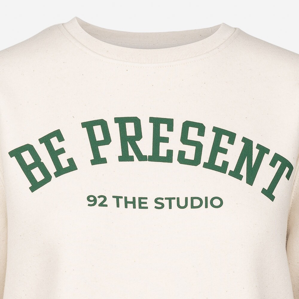 Be Present Sweatshirt Vanilla