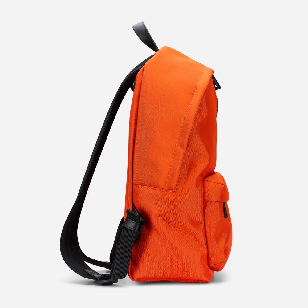 Pierrick - Orange