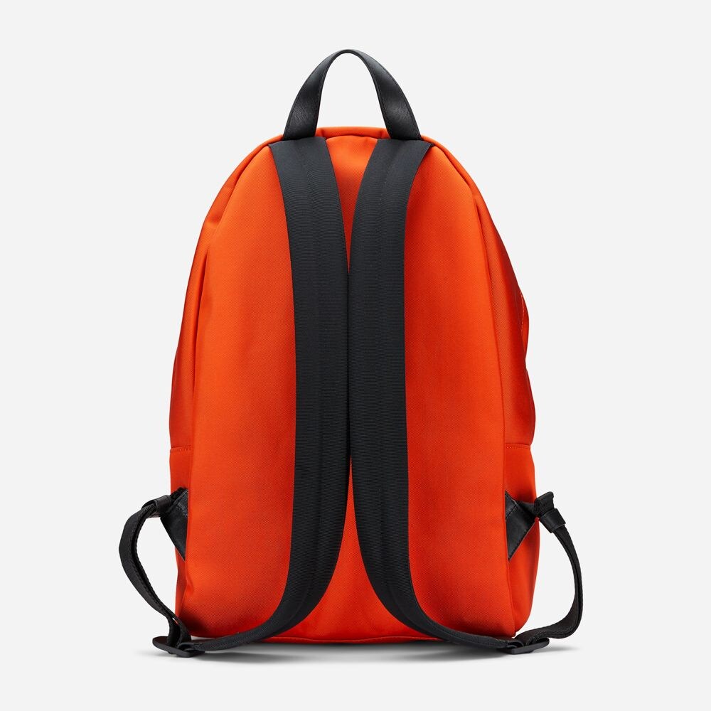 Pierrick - Orange