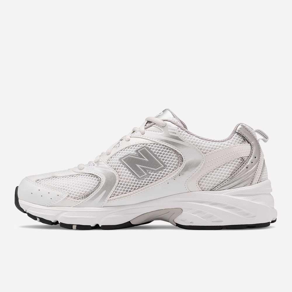 Mr530 - Munsell/White/Silver Metallic