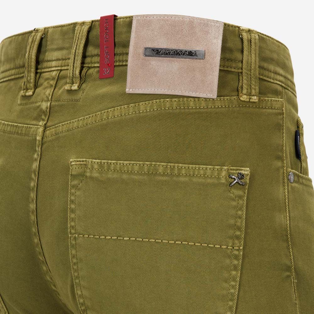 Leonardo Button Bull - Olive