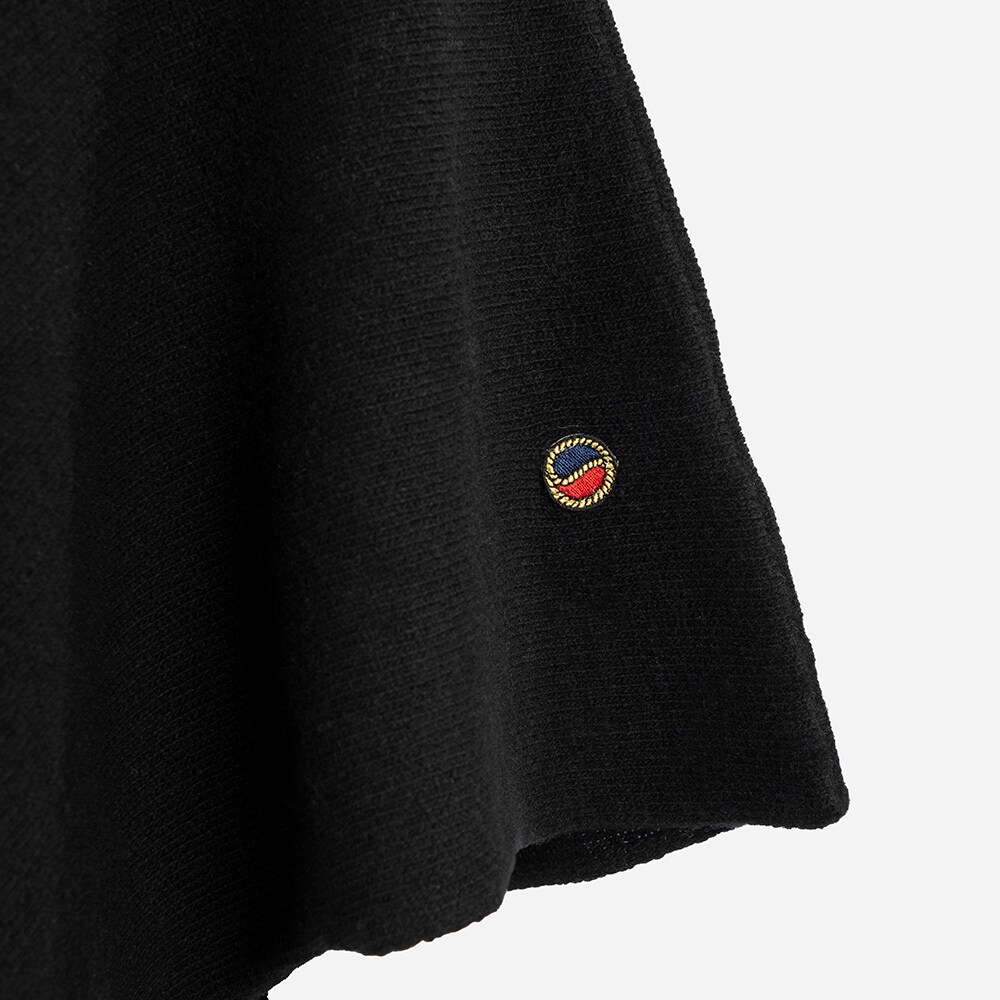 Polona Black