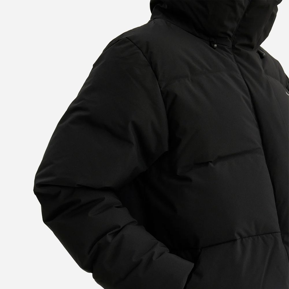 Loen Down Jacket Black