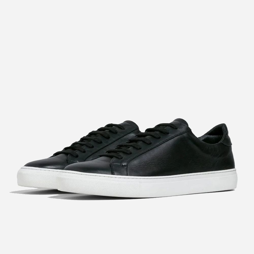 Type Sneaker Ladies - Black Leather