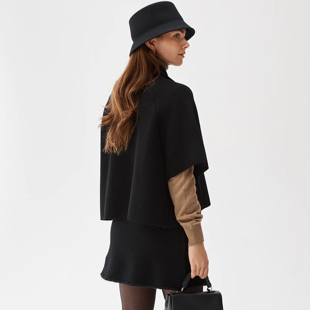 Gertrude Cape - Black