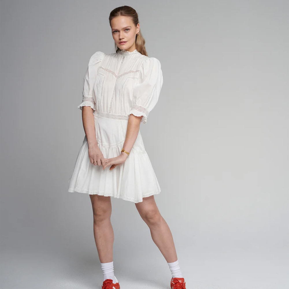 Sam - White