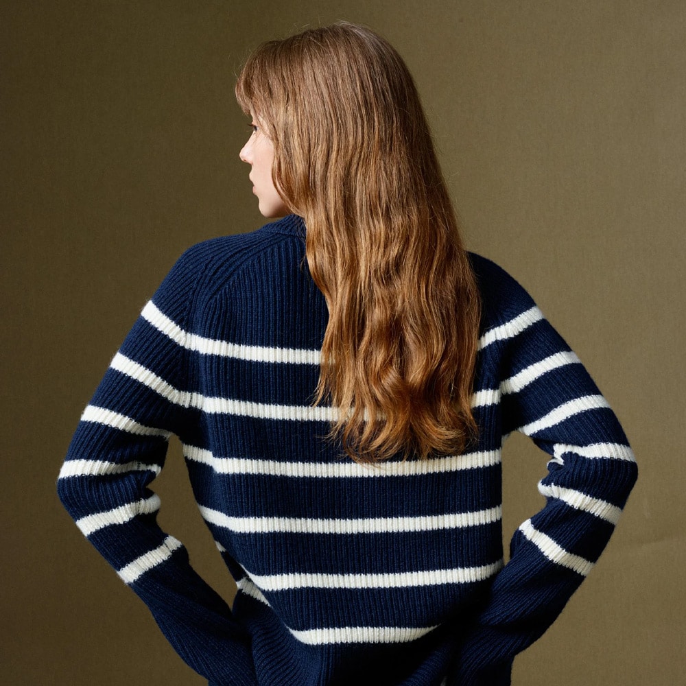 Blaatrøie No 3 - Striped Navy-White