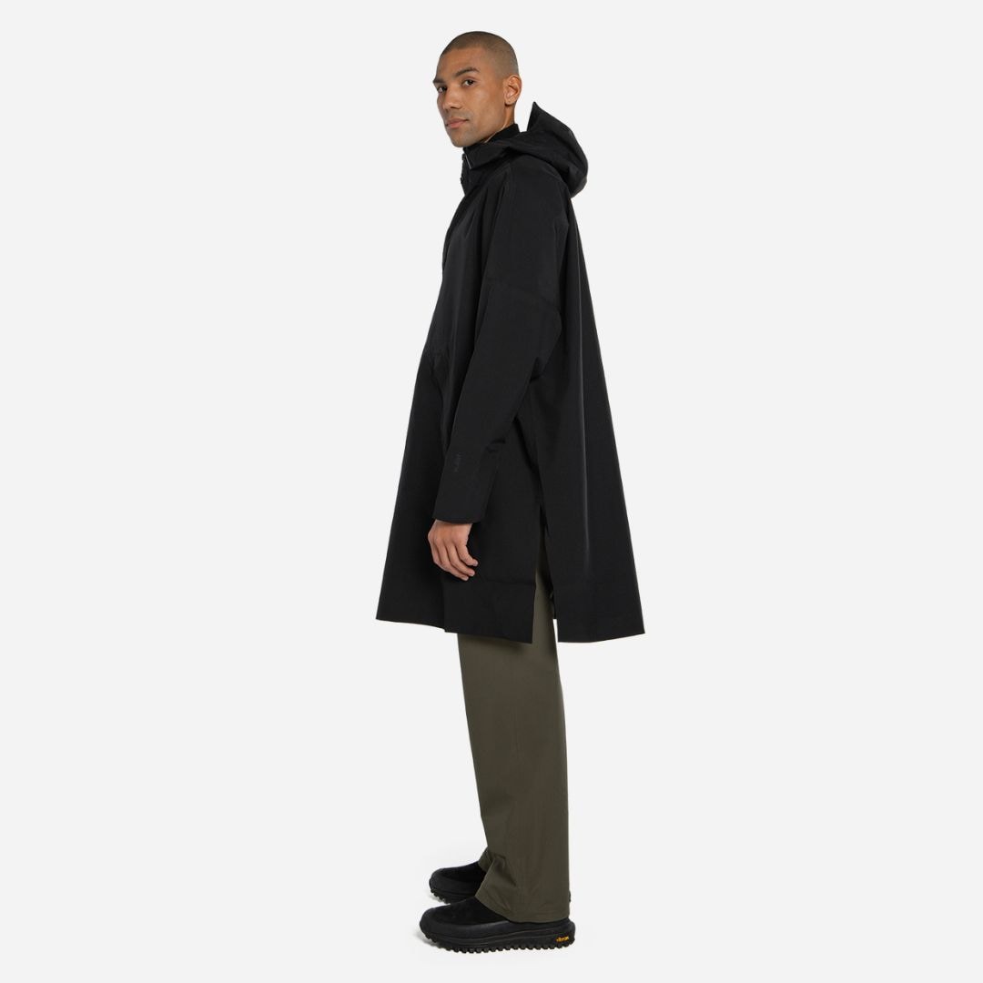 Aalesund Poncho - Black
