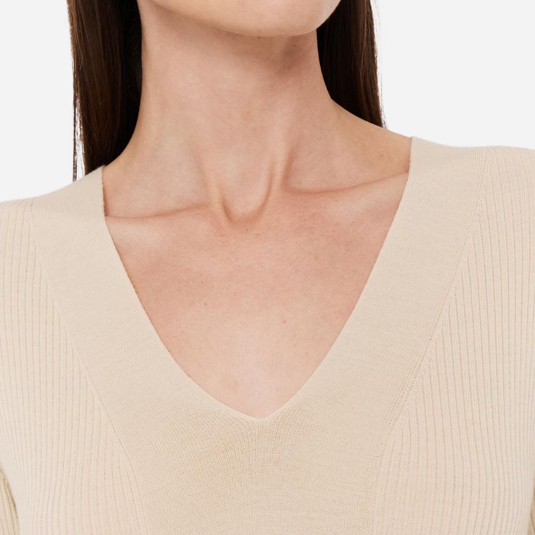 Fine Merino Rib V-Neck Top - Quail