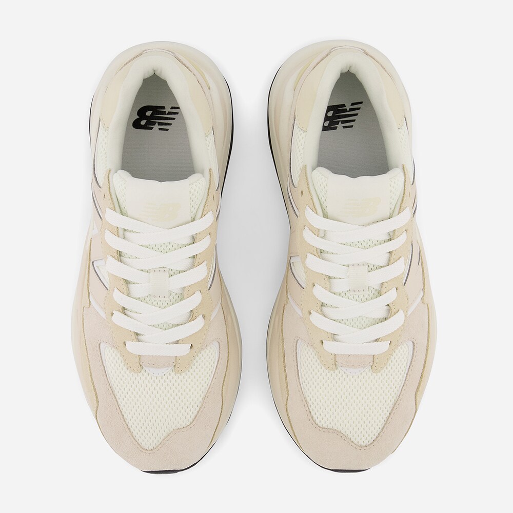 W574 Sea Salt/Calm Taupe