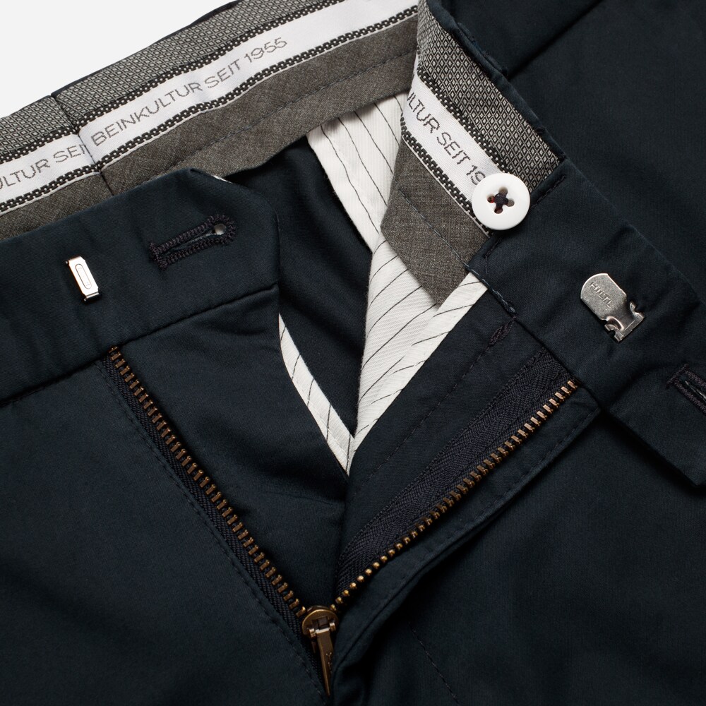 Peaker Chinos 40 Navy