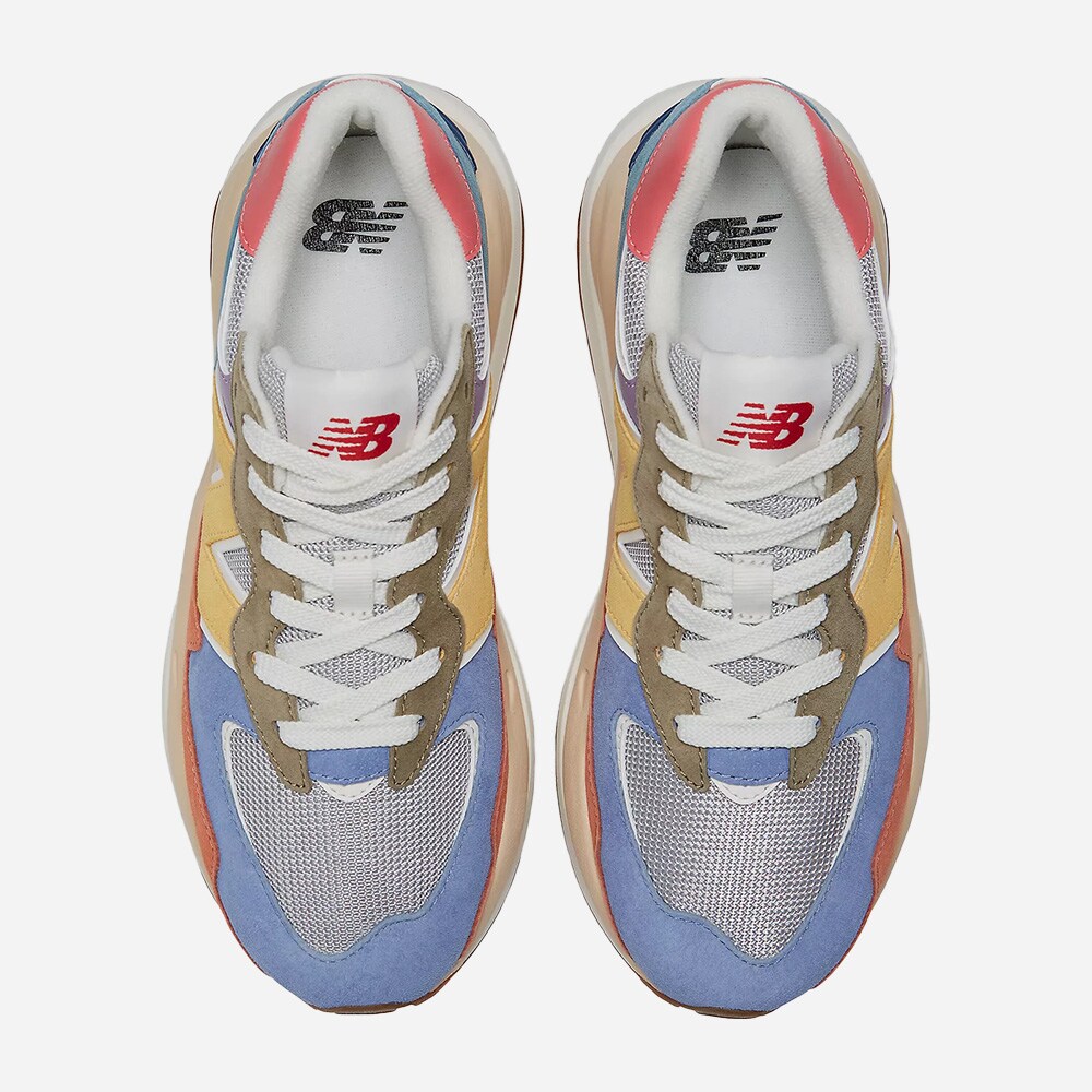 W574 Silver Mink/White Field
